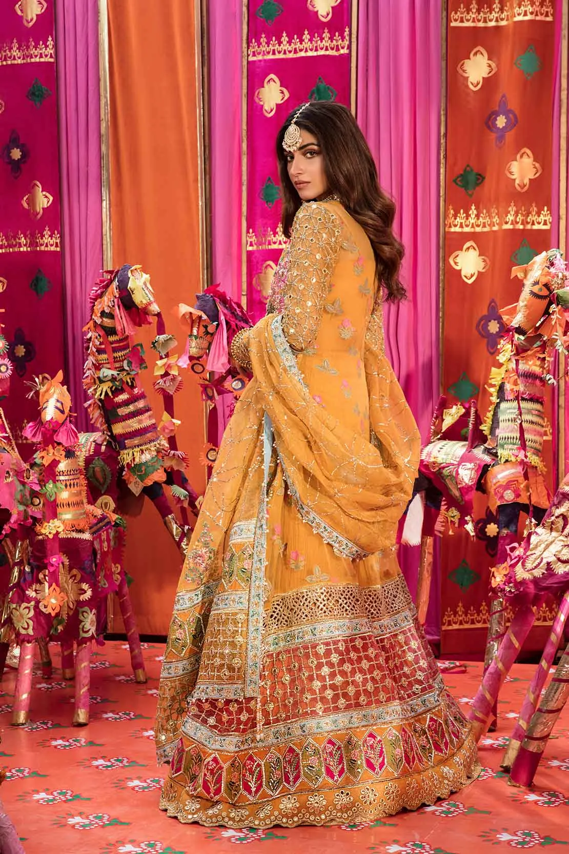 4A SUCHA GOTA - KAYSERI | Crimson X Saira Shakira Wedding Collection '22 | Unstitched Embroidered Velvet Suits