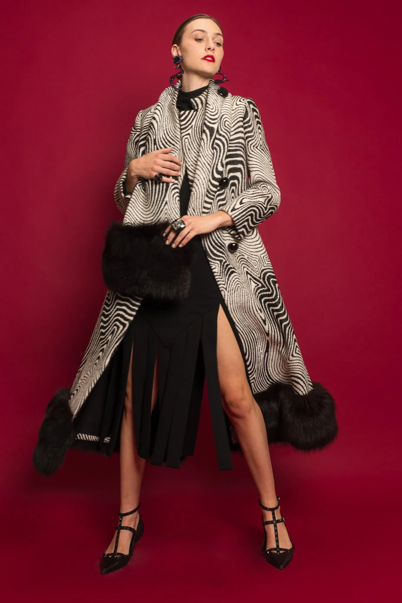 Abstract Moiré Wool Coat & Stole Set