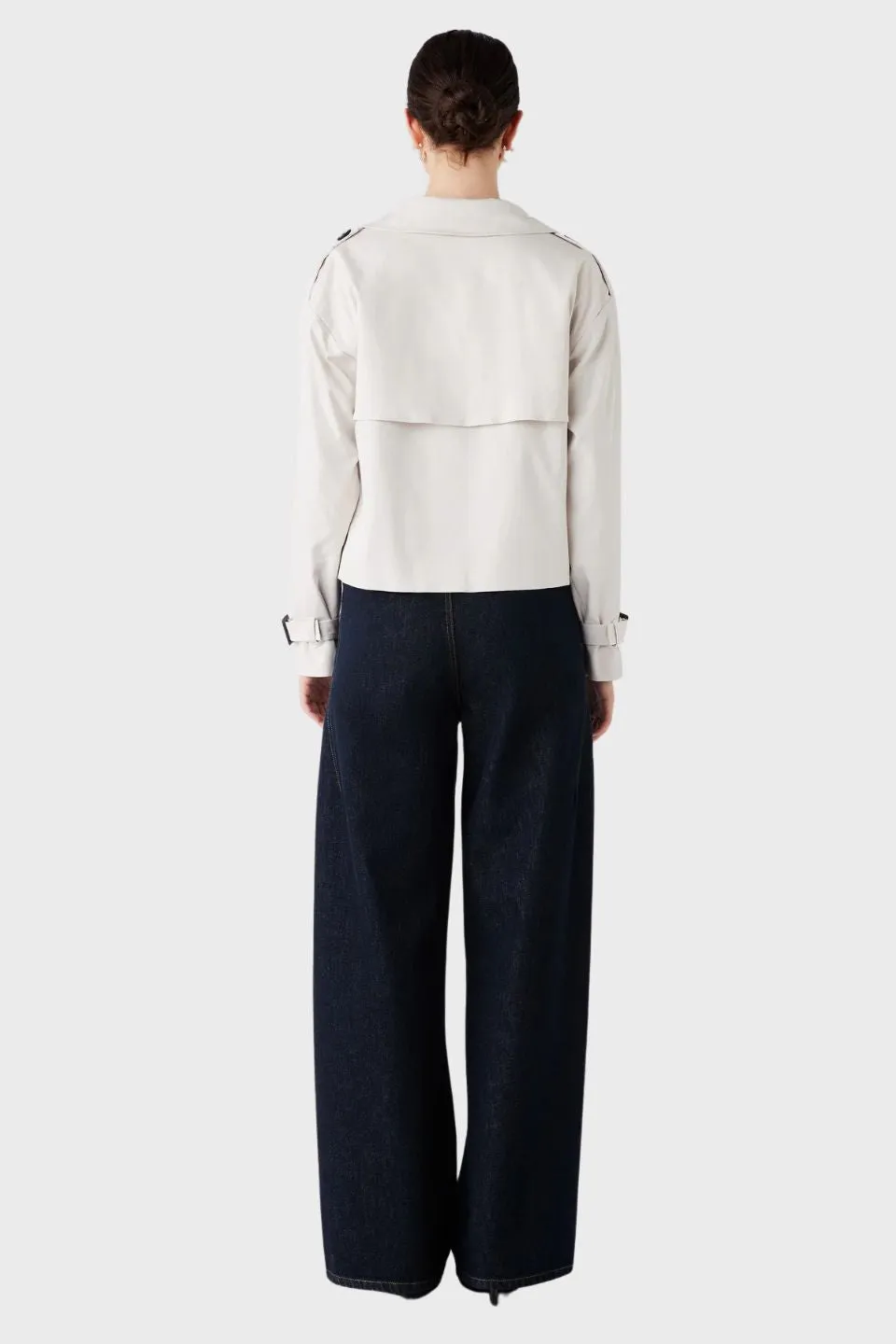 Avenue Cropped Trench