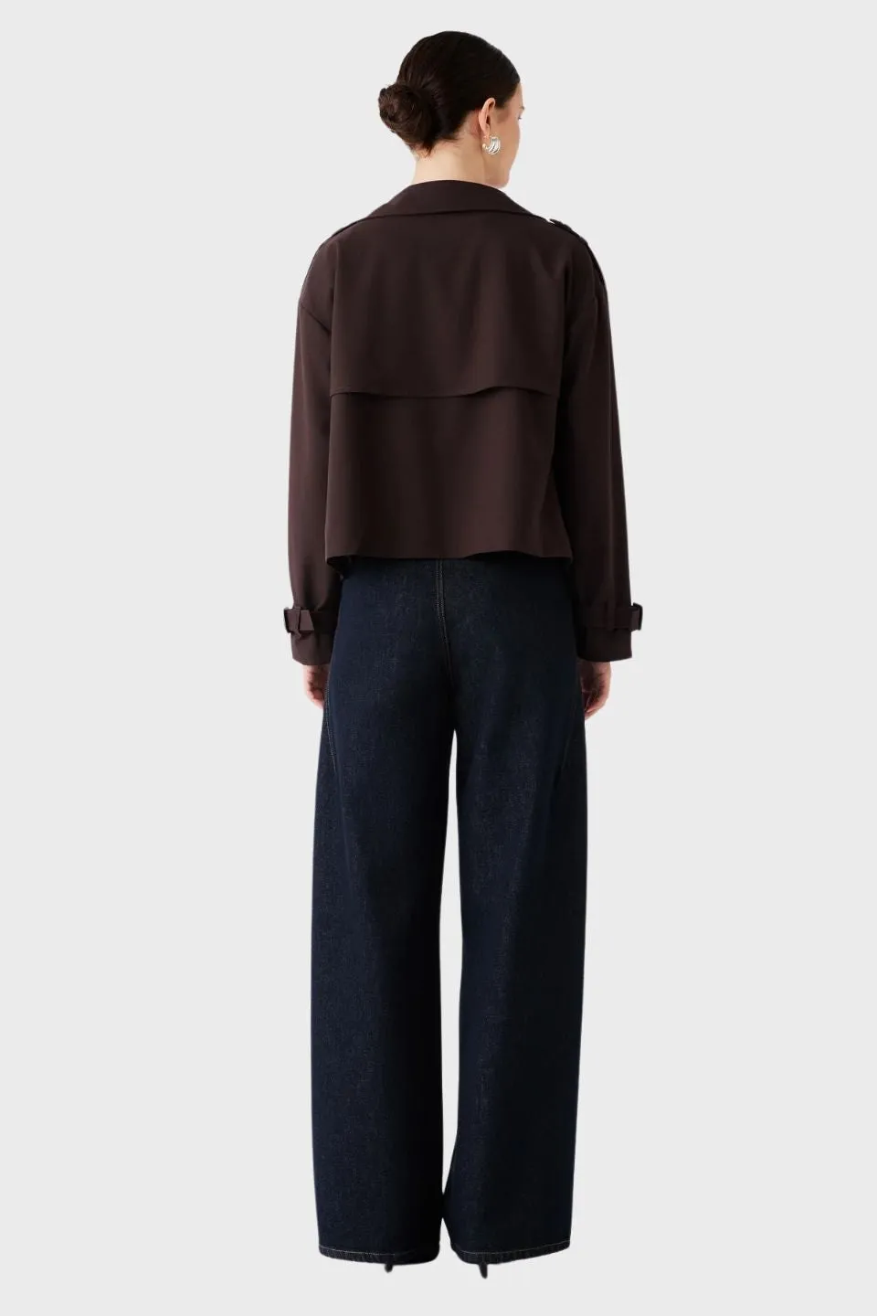 Avenue Cropped Trench