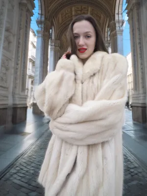 Beige Pearl Mink Fur Coat By Alan Sherry M/L