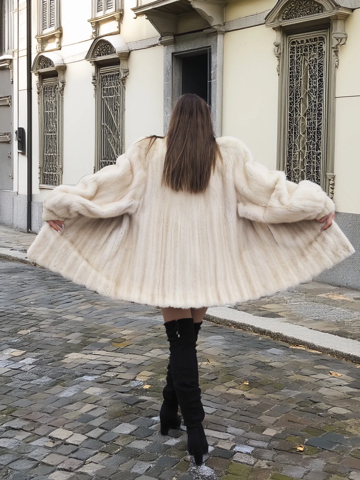 Beige Pearl Mink Fur Coat By Alan Sherry M/L