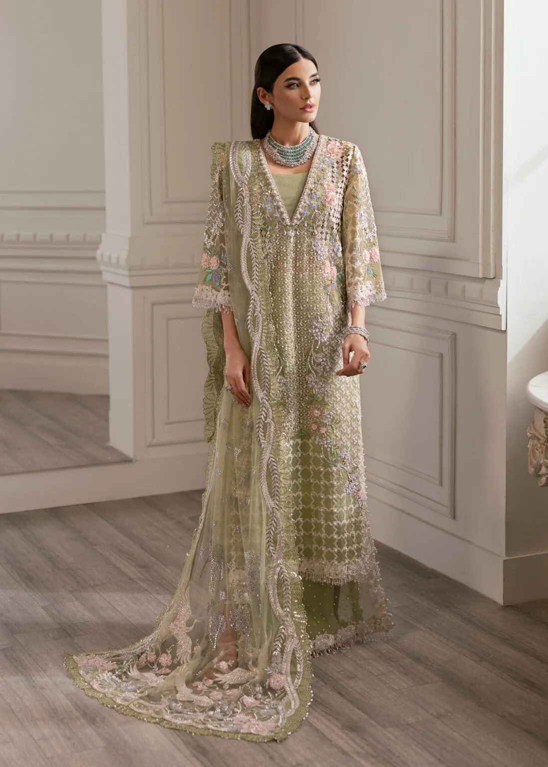 Crimson X Saira Shakira Wedding Collection '24 | CW24-D3