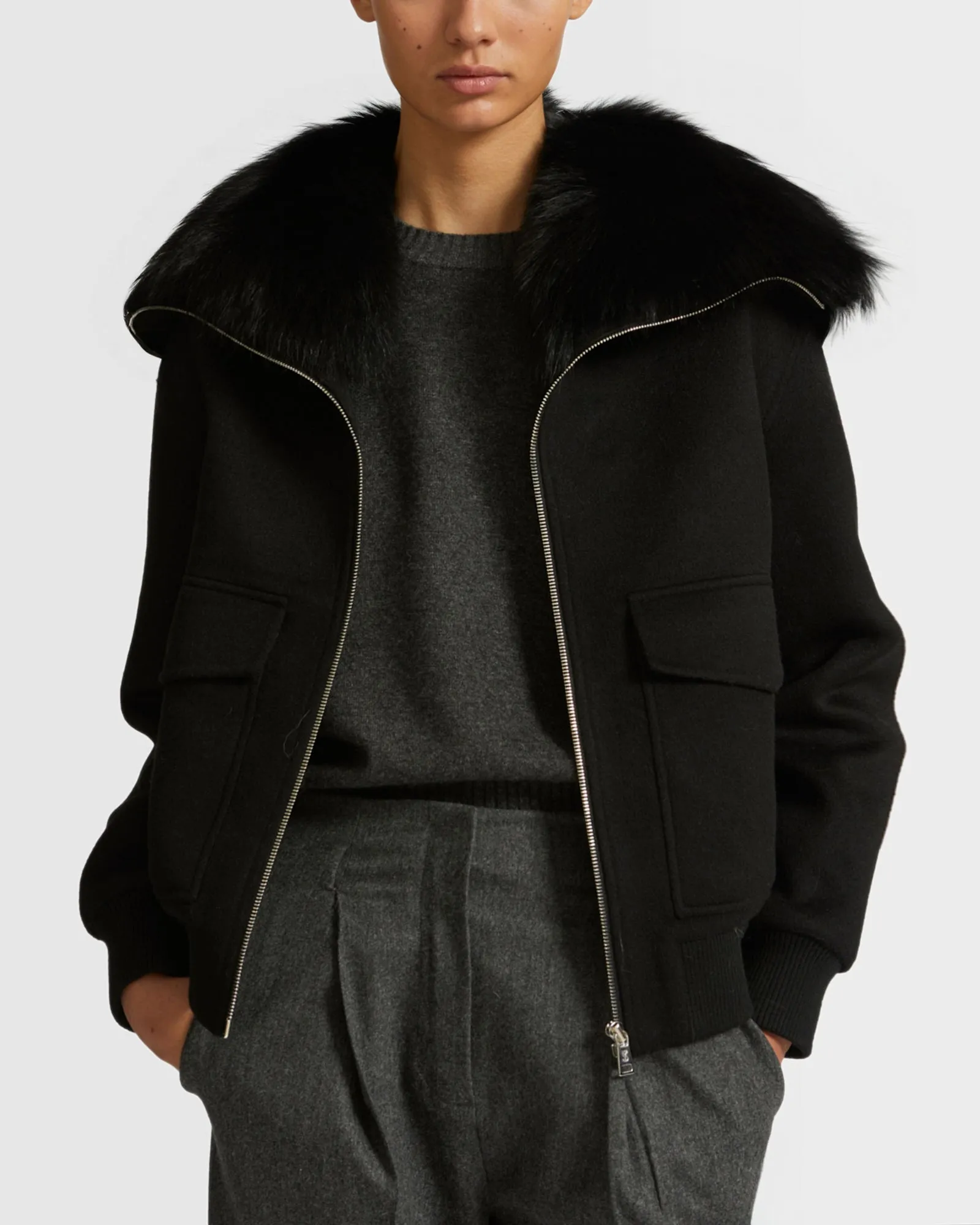 Cropped jacket in cashmere wool with fox fur collar