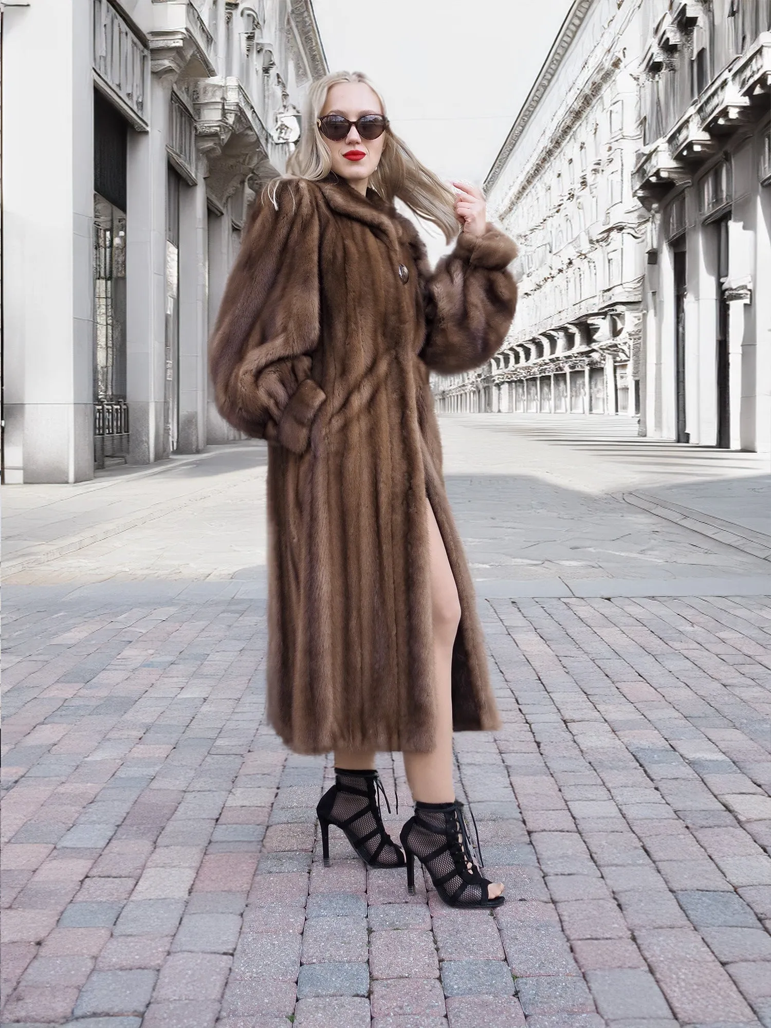 Elegant Vintage Pastel Canadian Brown Mink Fur Coat Silk Lining