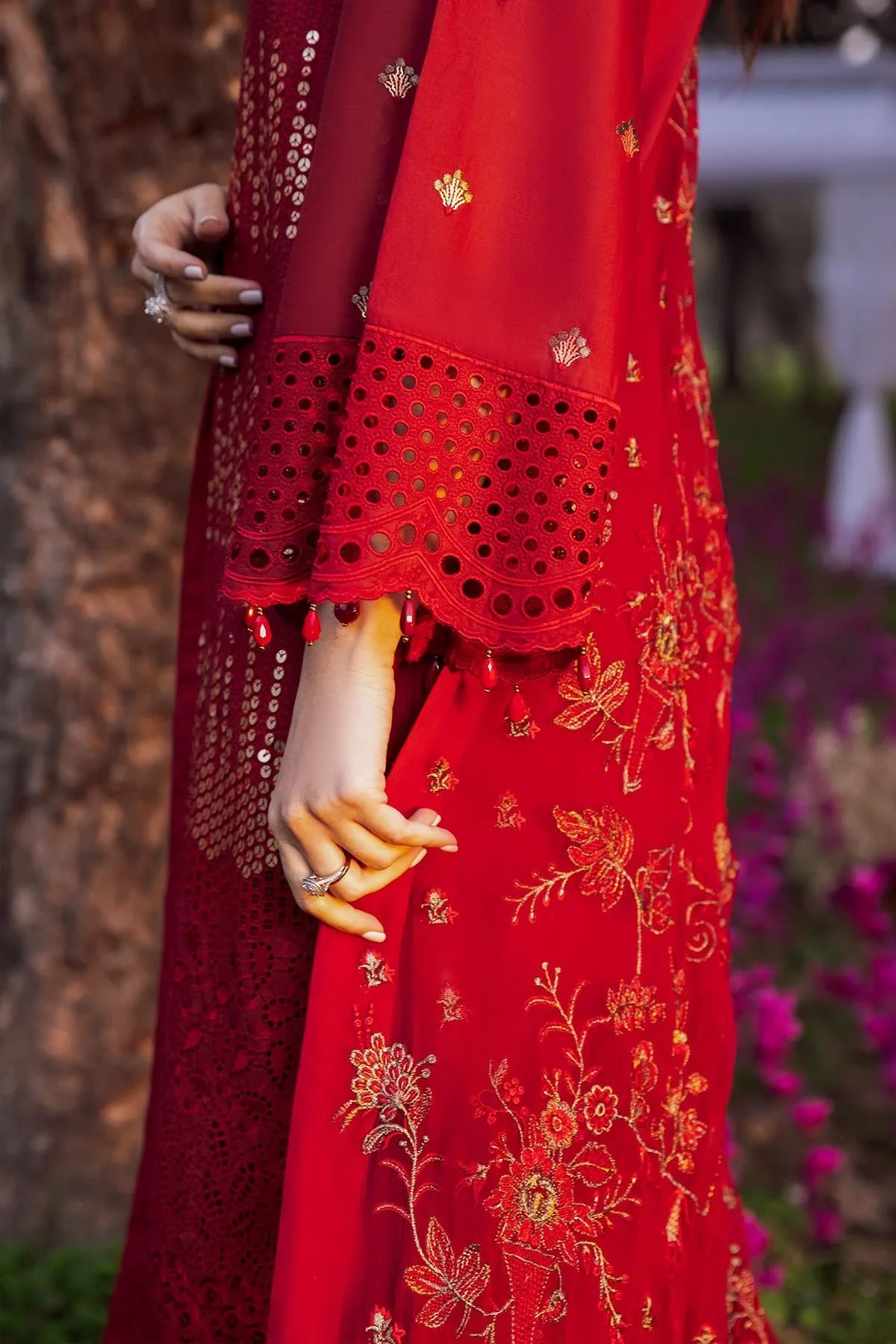 EZMA NI-28 | Nureh Blooming Summers Exclusive  Luxury Lawn Collection 2022 | Unstitched Embroidered Lawn Suits