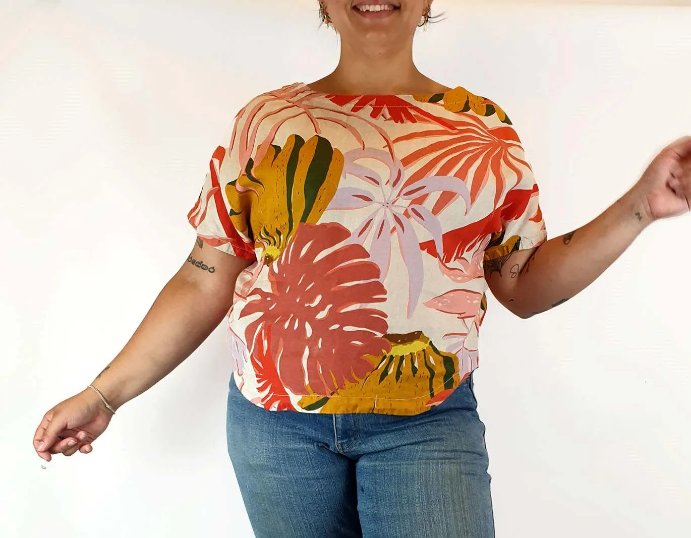 Gorman jungle print 100% linen top size 14