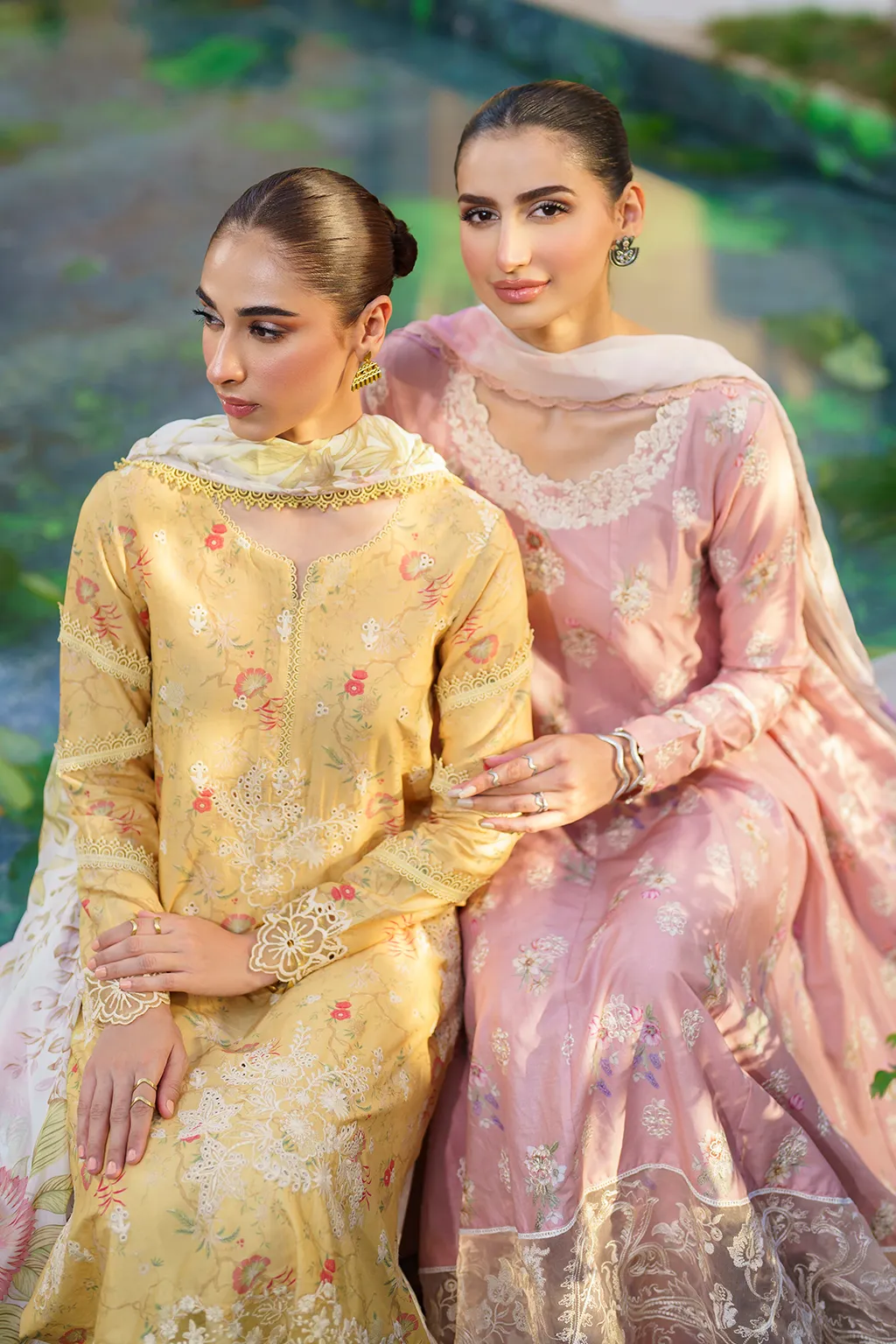 IZNIK | FESTIVE LAWN '24 | SFL-09 EMBROIDERED LAWN