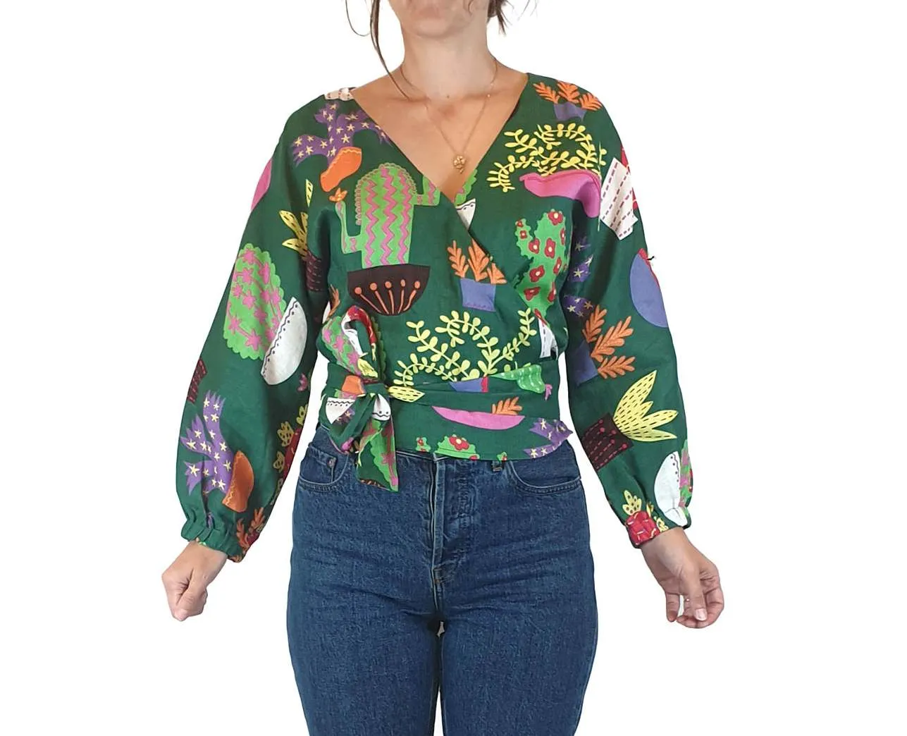 Jericho Road cropped green "crazy cactus" print wrap top size 8