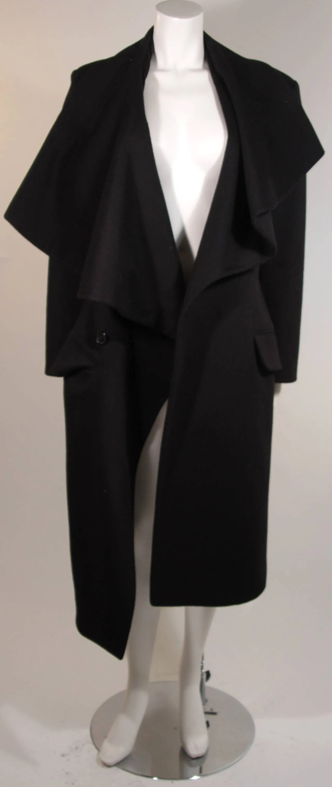 JOHN GALLIANO Over-Sized Asymmetrical Collar Coat Size 42