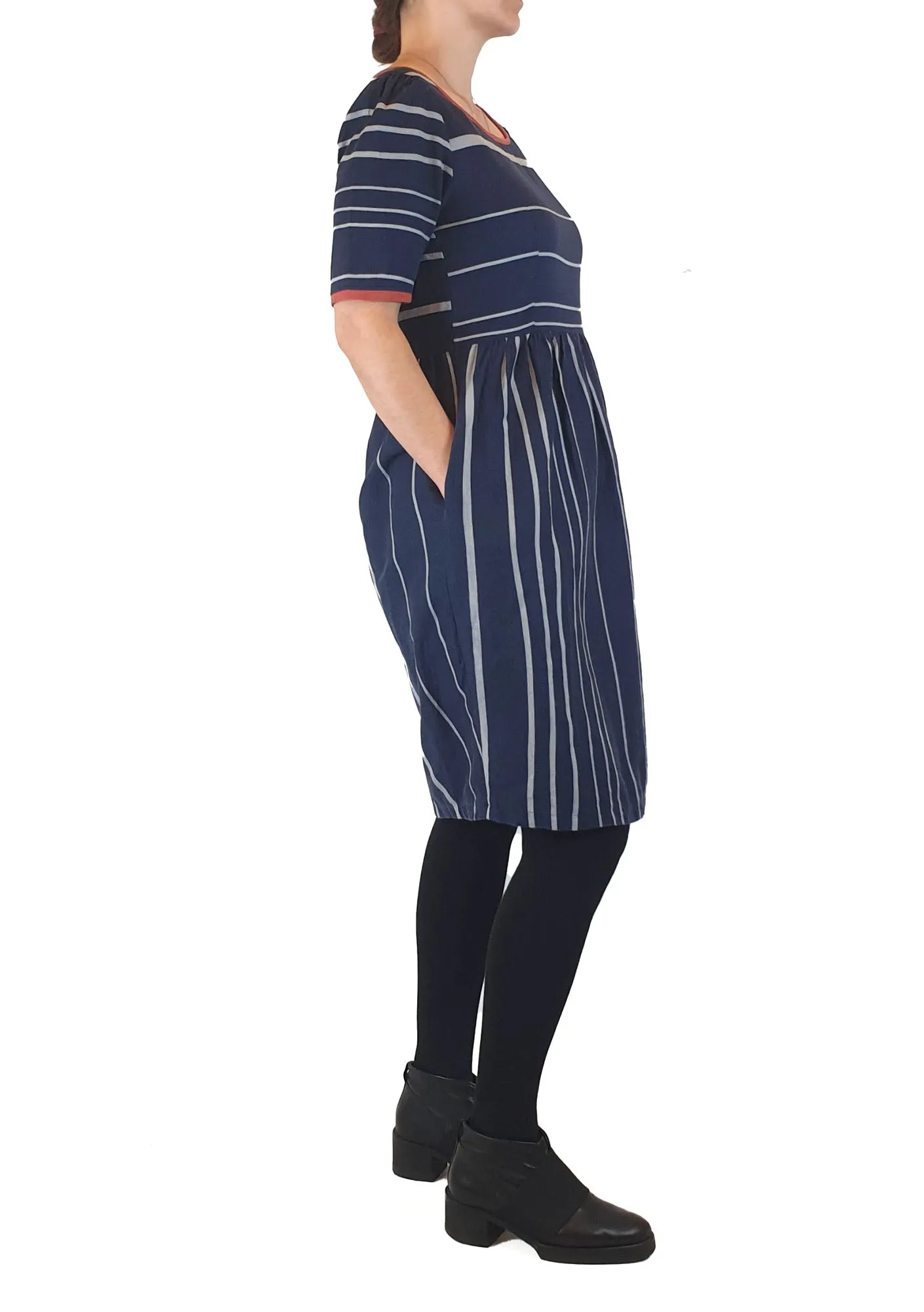 Kindling navy striped 100% cotton dress with red trim size 8
