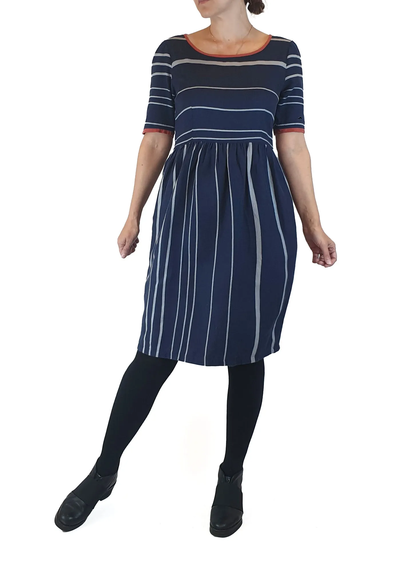 Kindling navy striped 100% cotton dress with red trim size 8