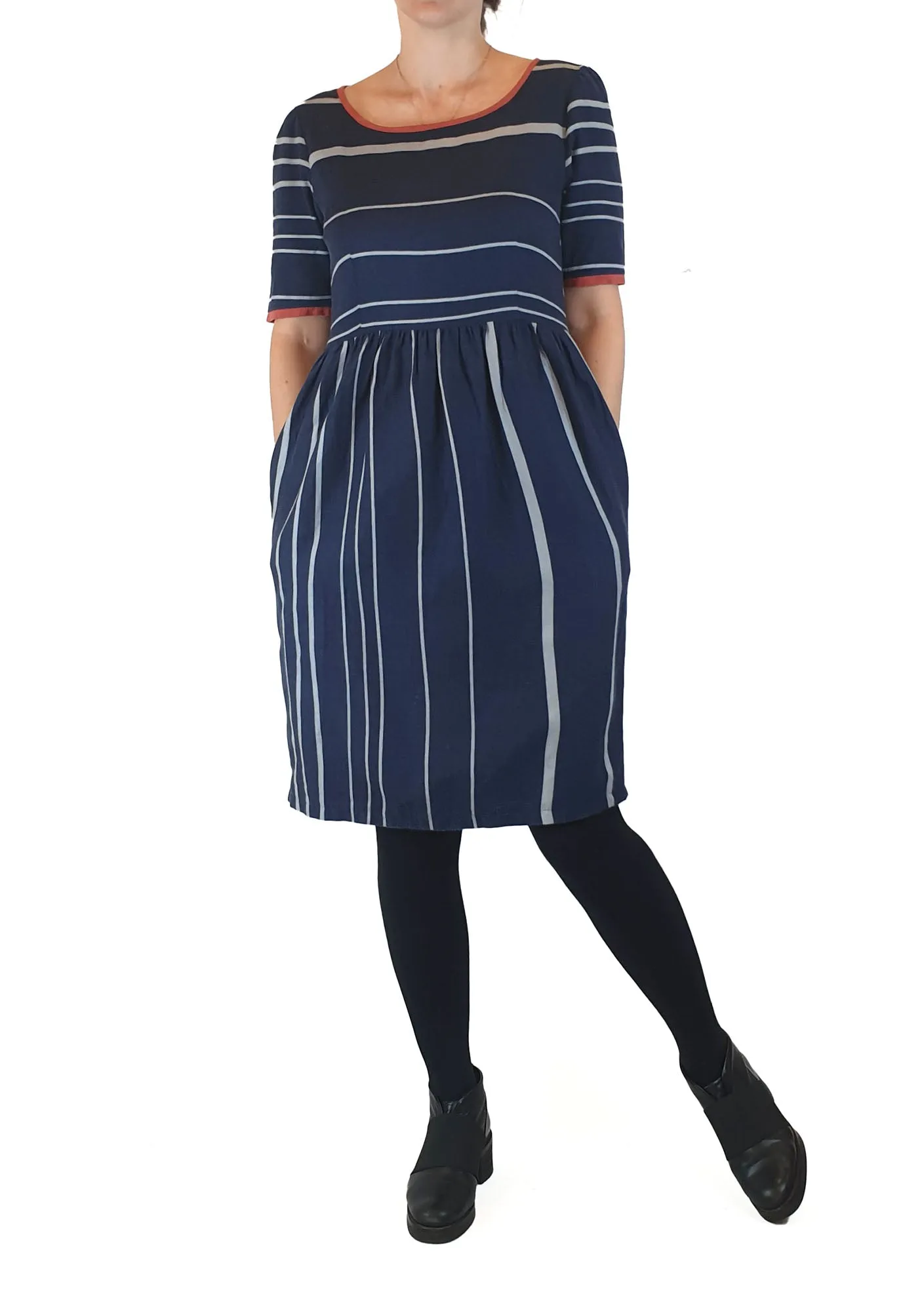 Kindling navy striped 100% cotton dress with red trim size 8