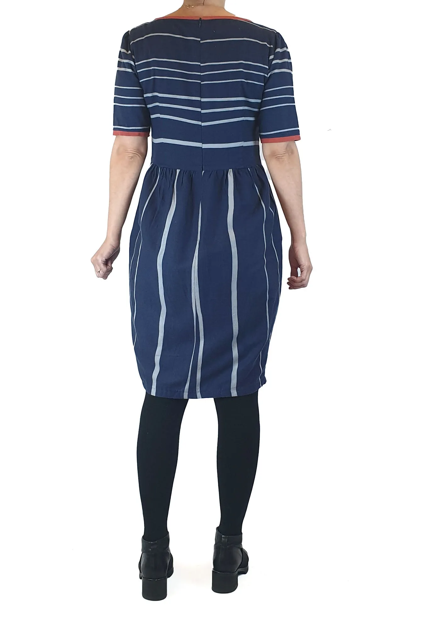 Kindling navy striped 100% cotton dress with red trim size 8