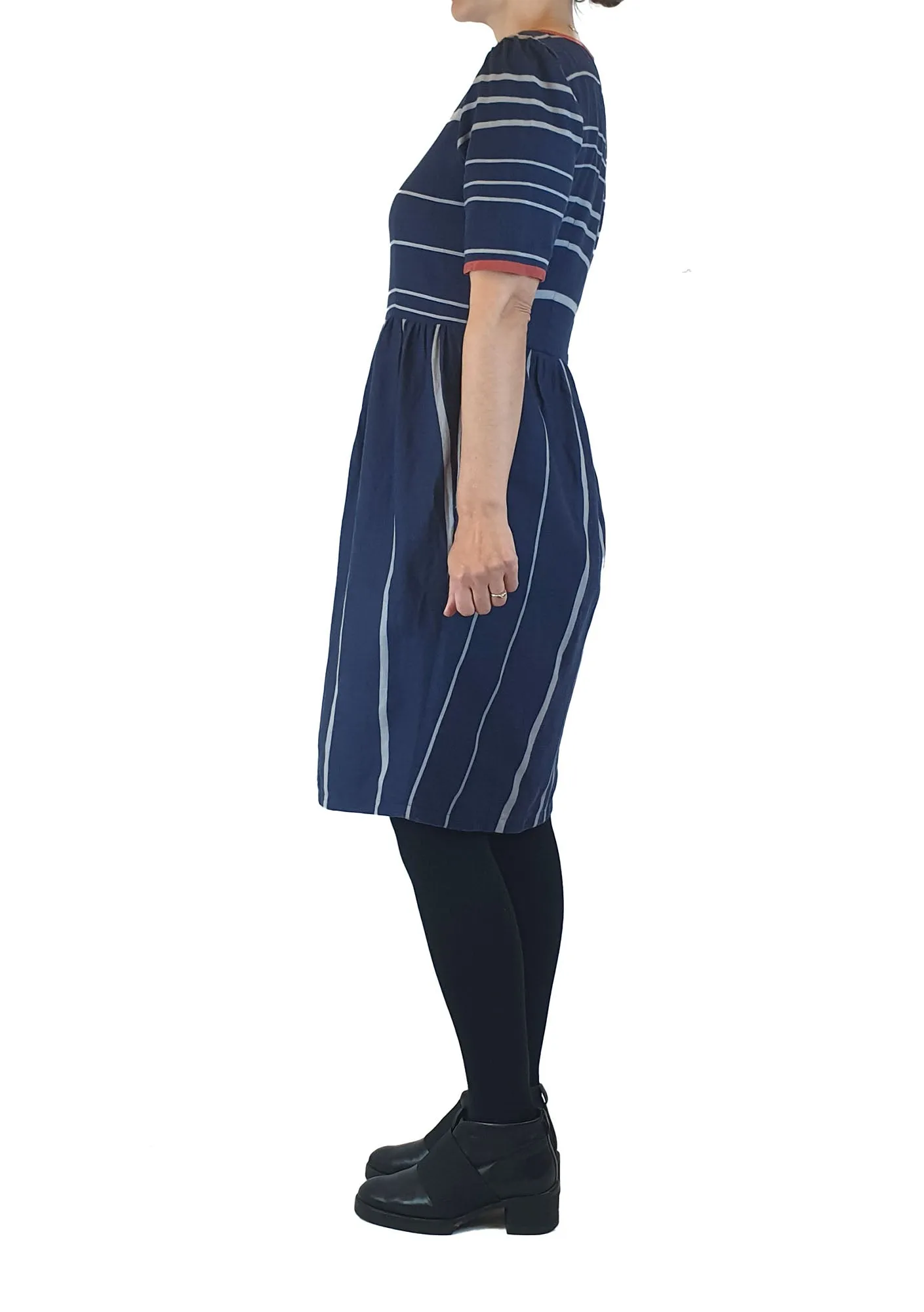 Kindling navy striped 100% cotton dress with red trim size 8