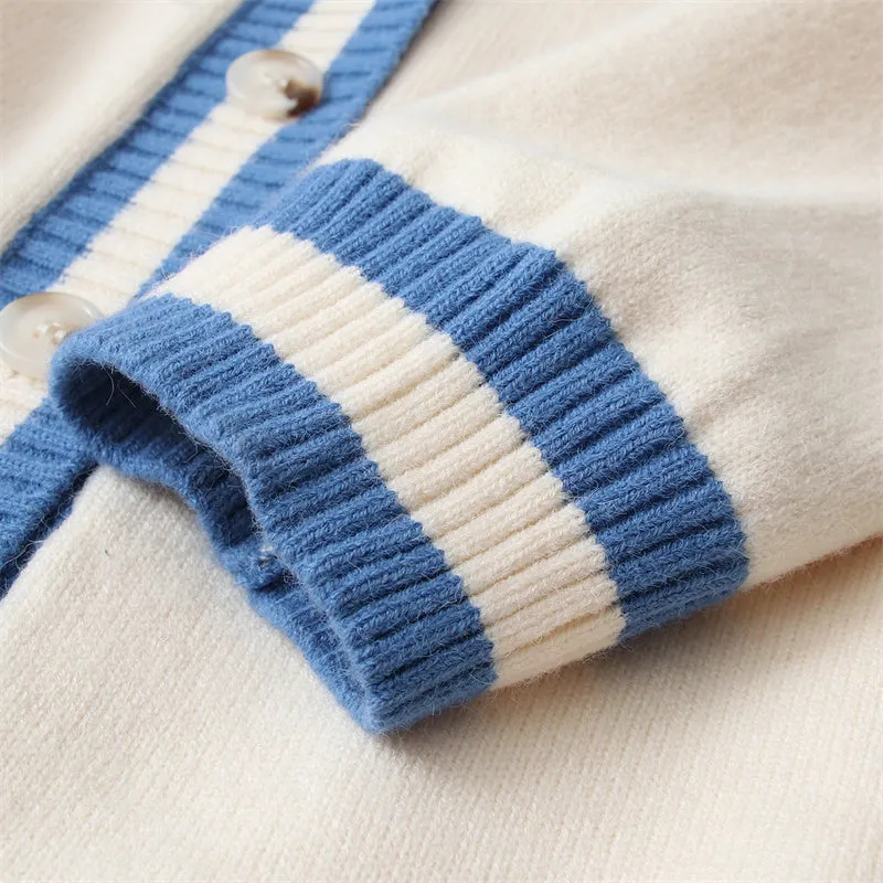 Lovely Magic girl Letter-embroidered Sweater UB6191