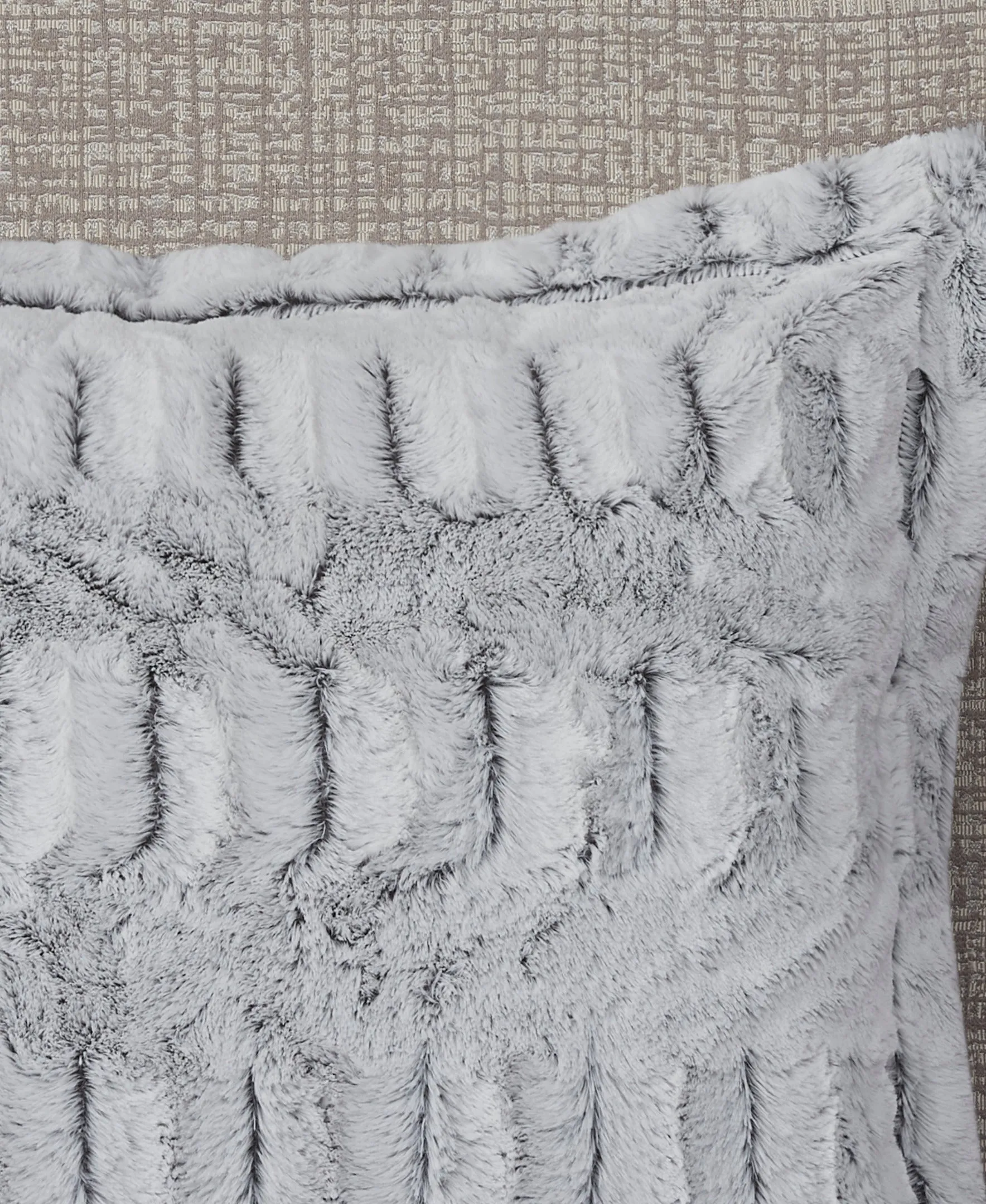 Margot Faux Fur Comforter Mini Set