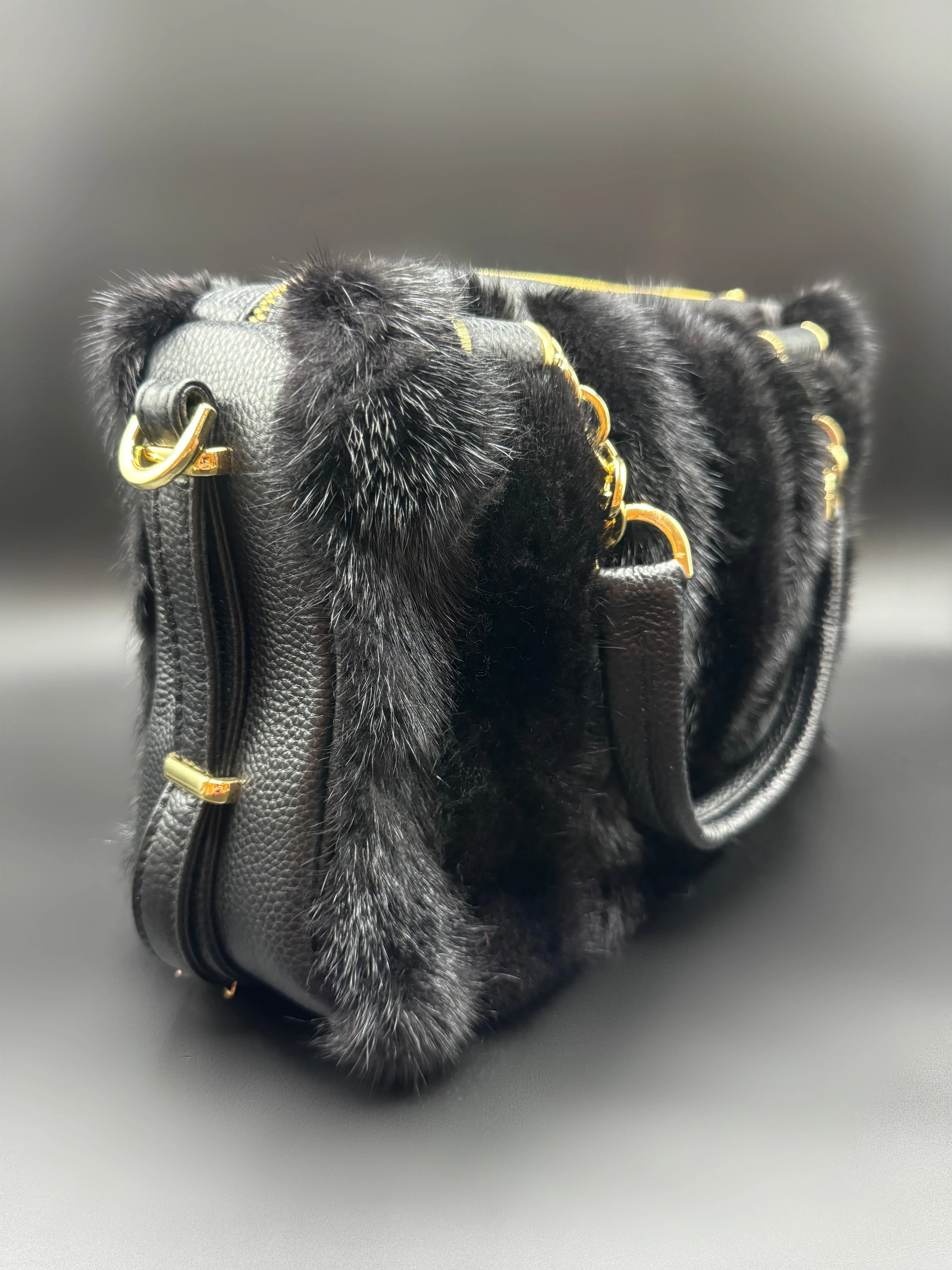 Mink Carry it All Black