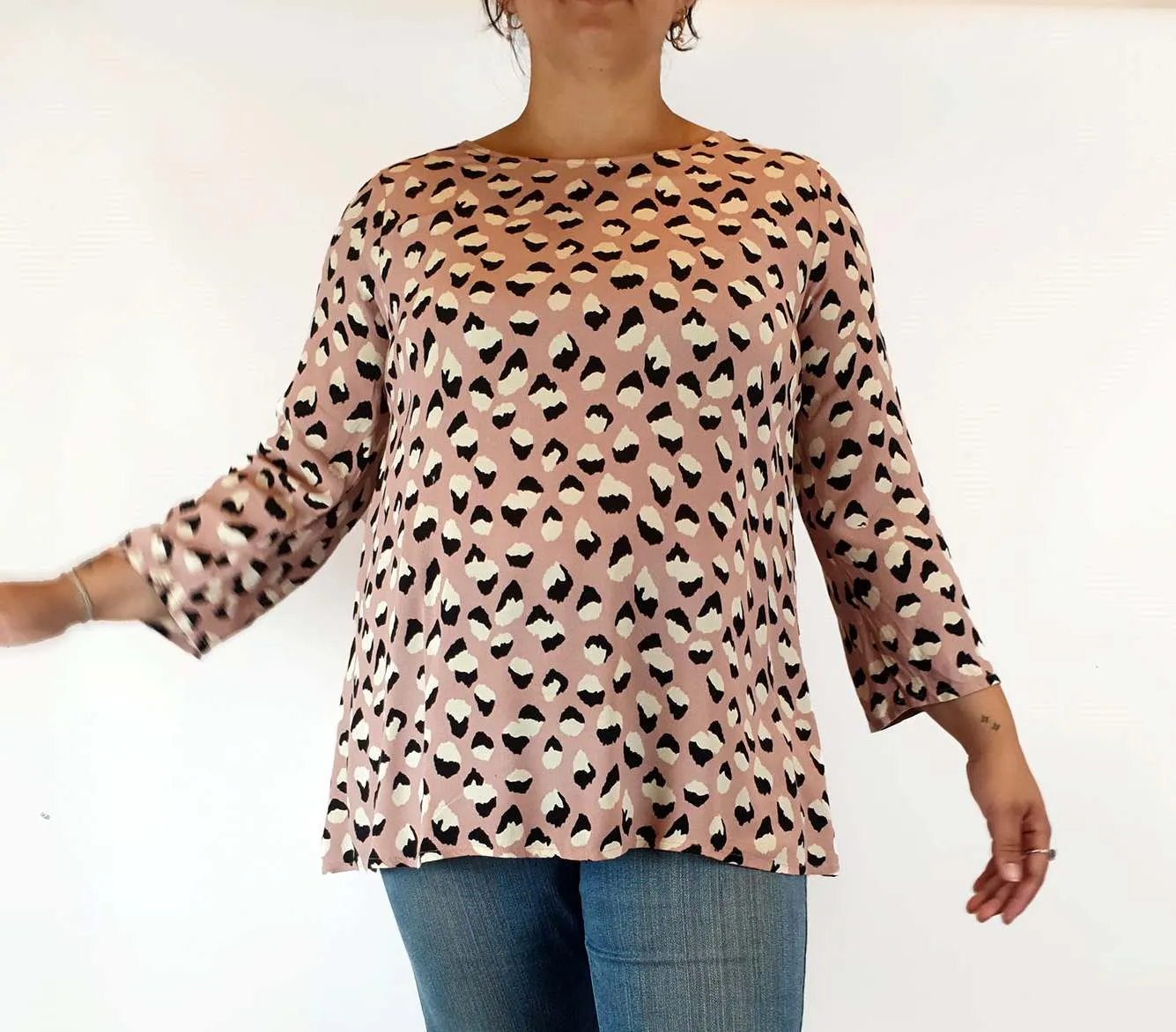 Mister Zimi pink animal print top size 14