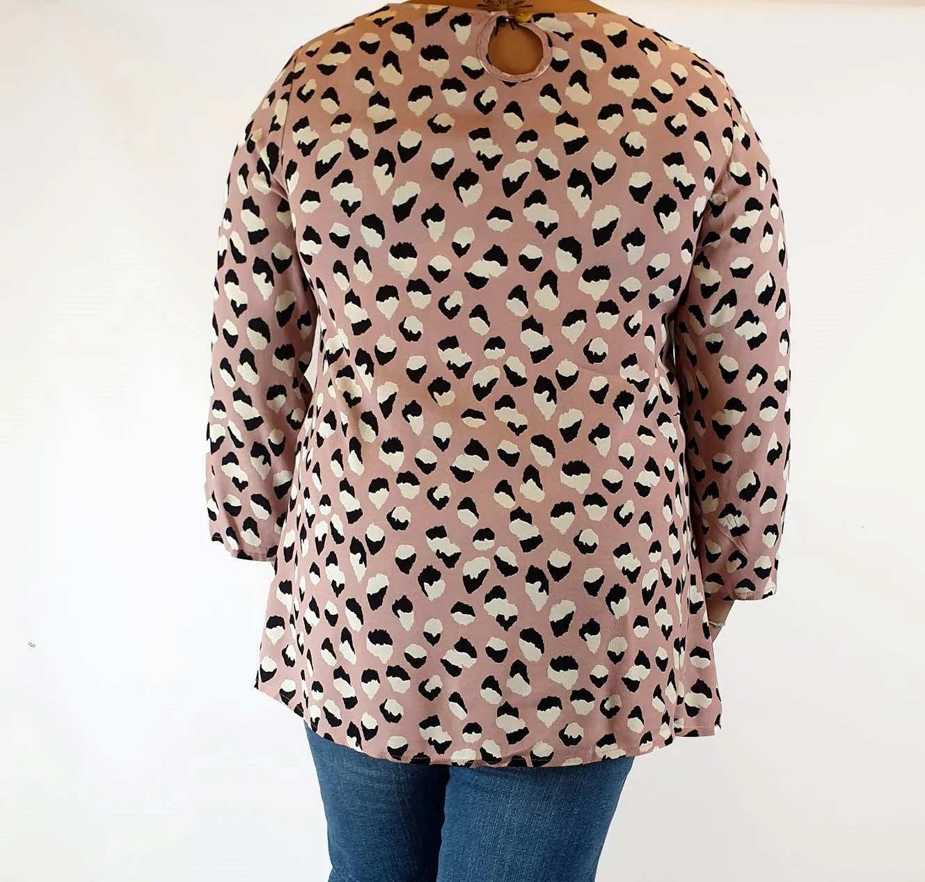 Mister Zimi pink animal print top size 14