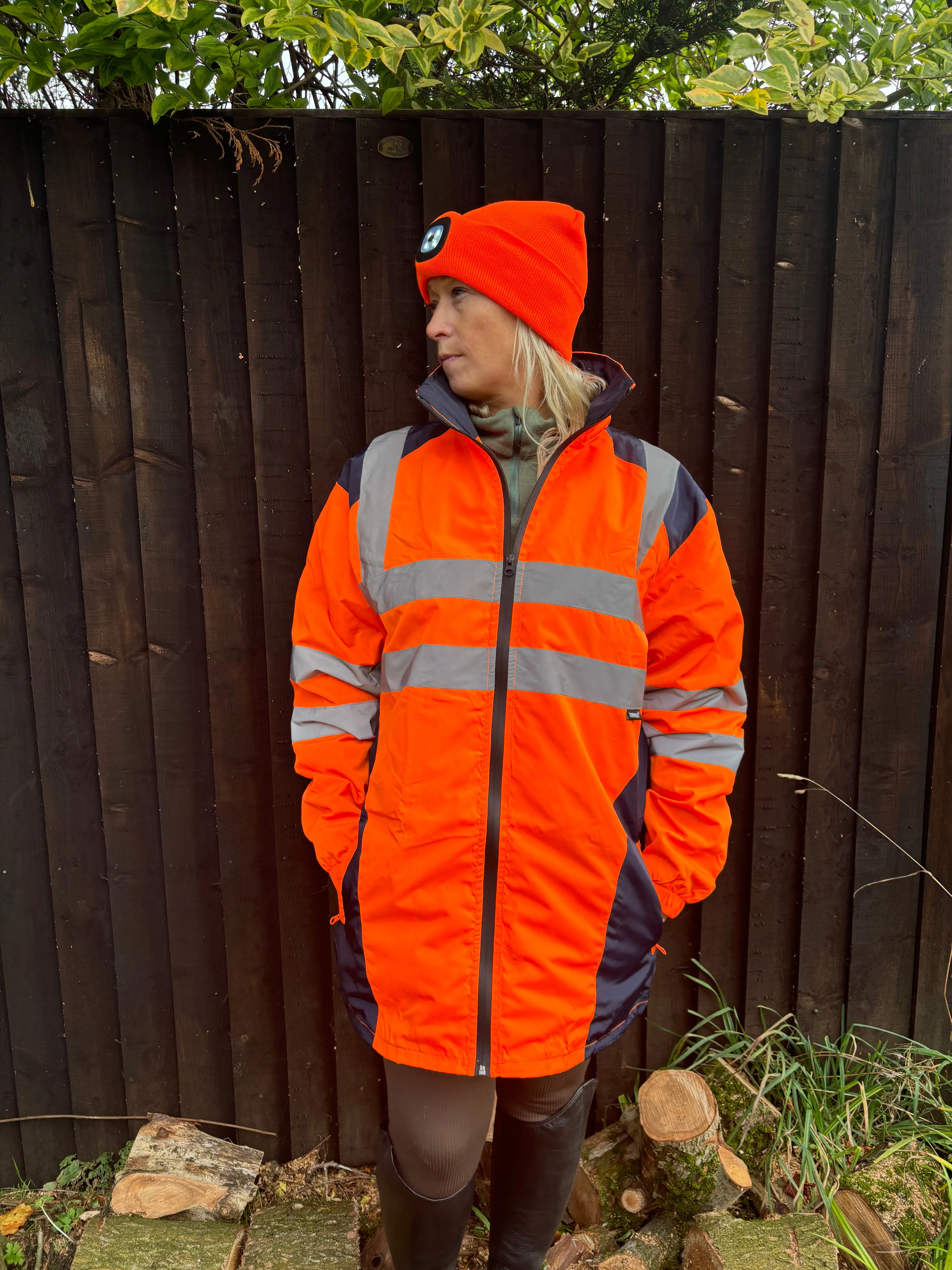 New orange long hi vis thin waterproof coat with pack away hood 🤍
