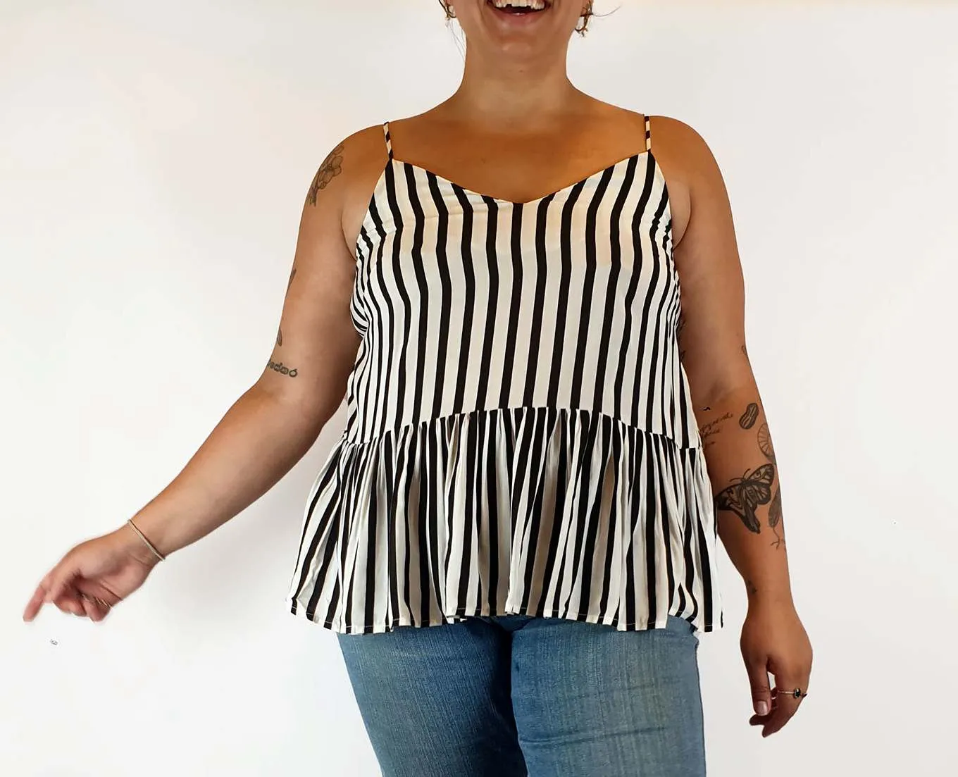 Obus black and white print spagetti string top size 4 (best fits size 14)
