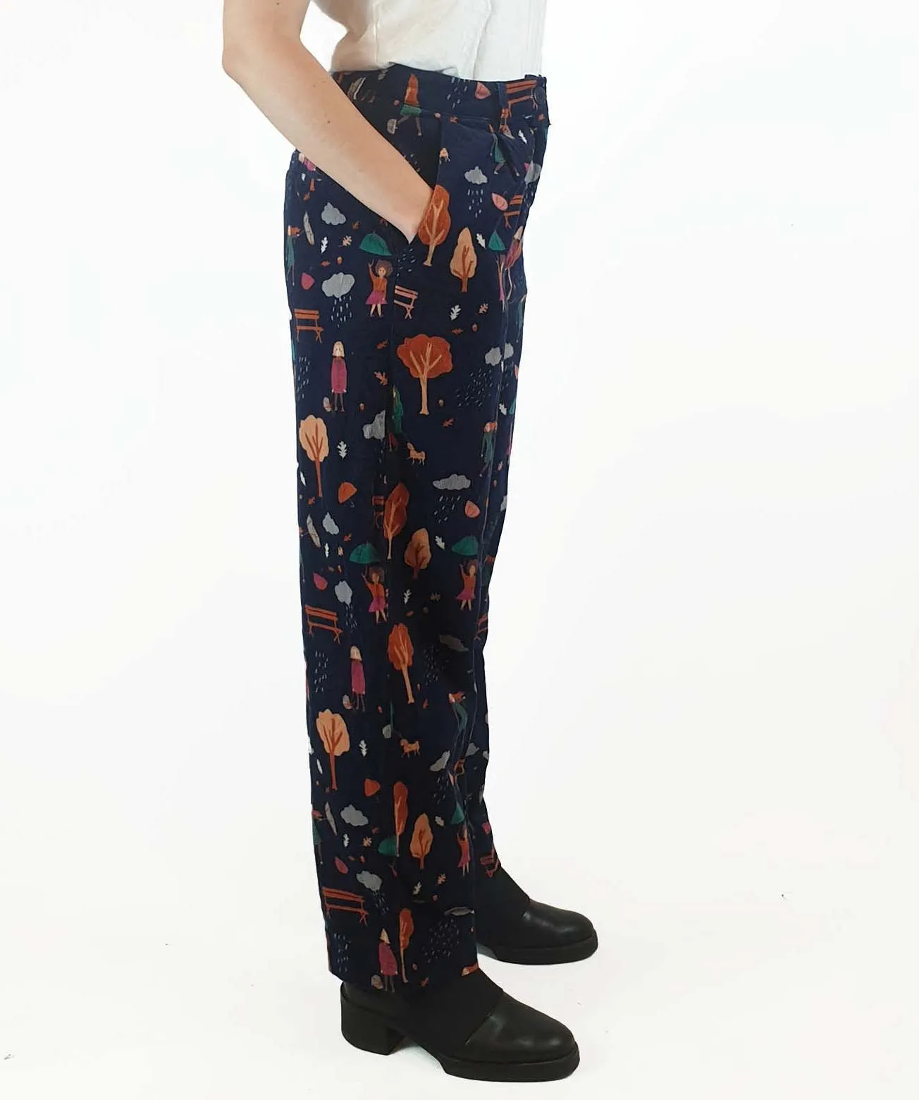 Princess Highway navy straight leg cords with people and weather print size 10