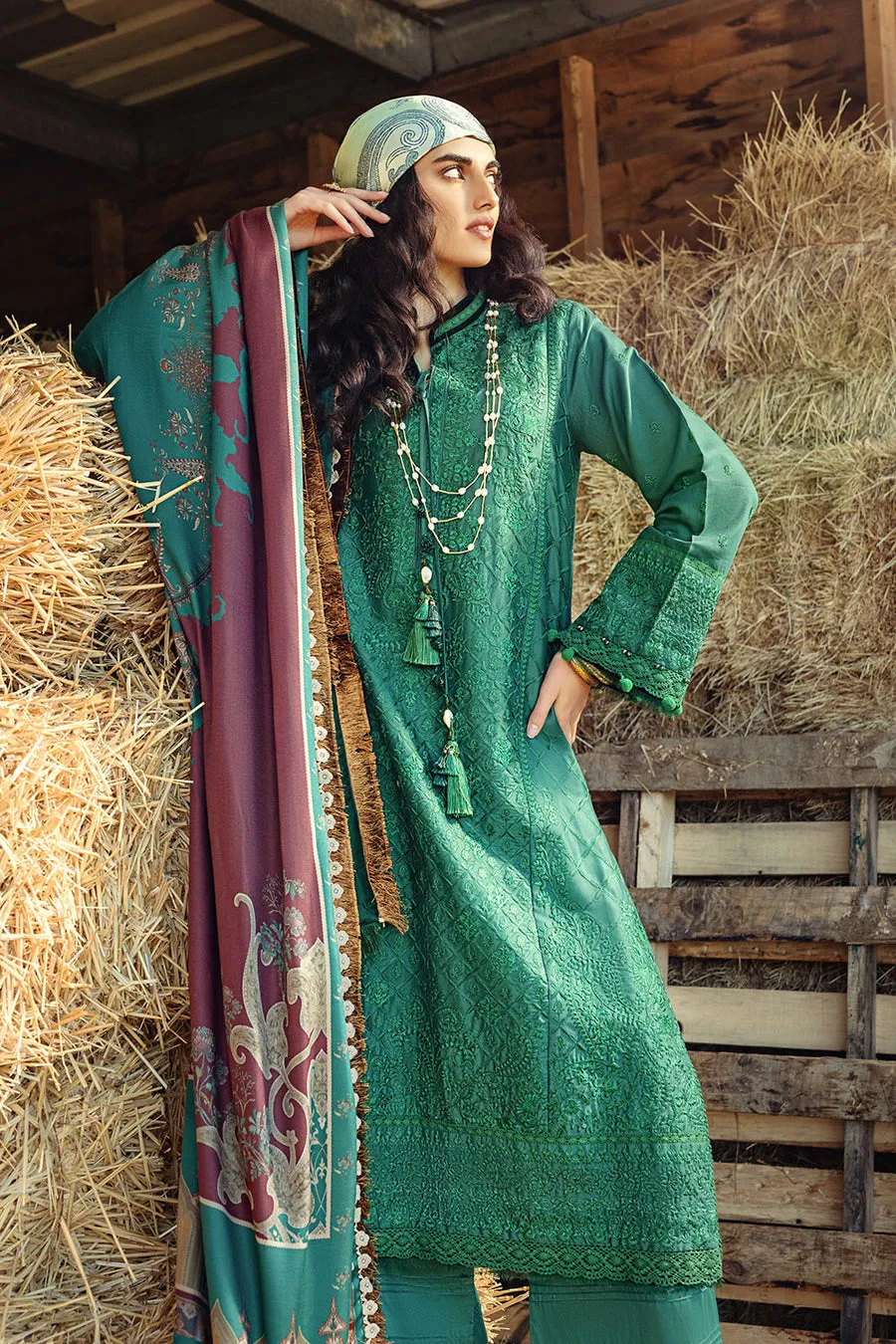SOBIA NAZIR | AUTUMN/WINTER 2022 | AW22-3B
