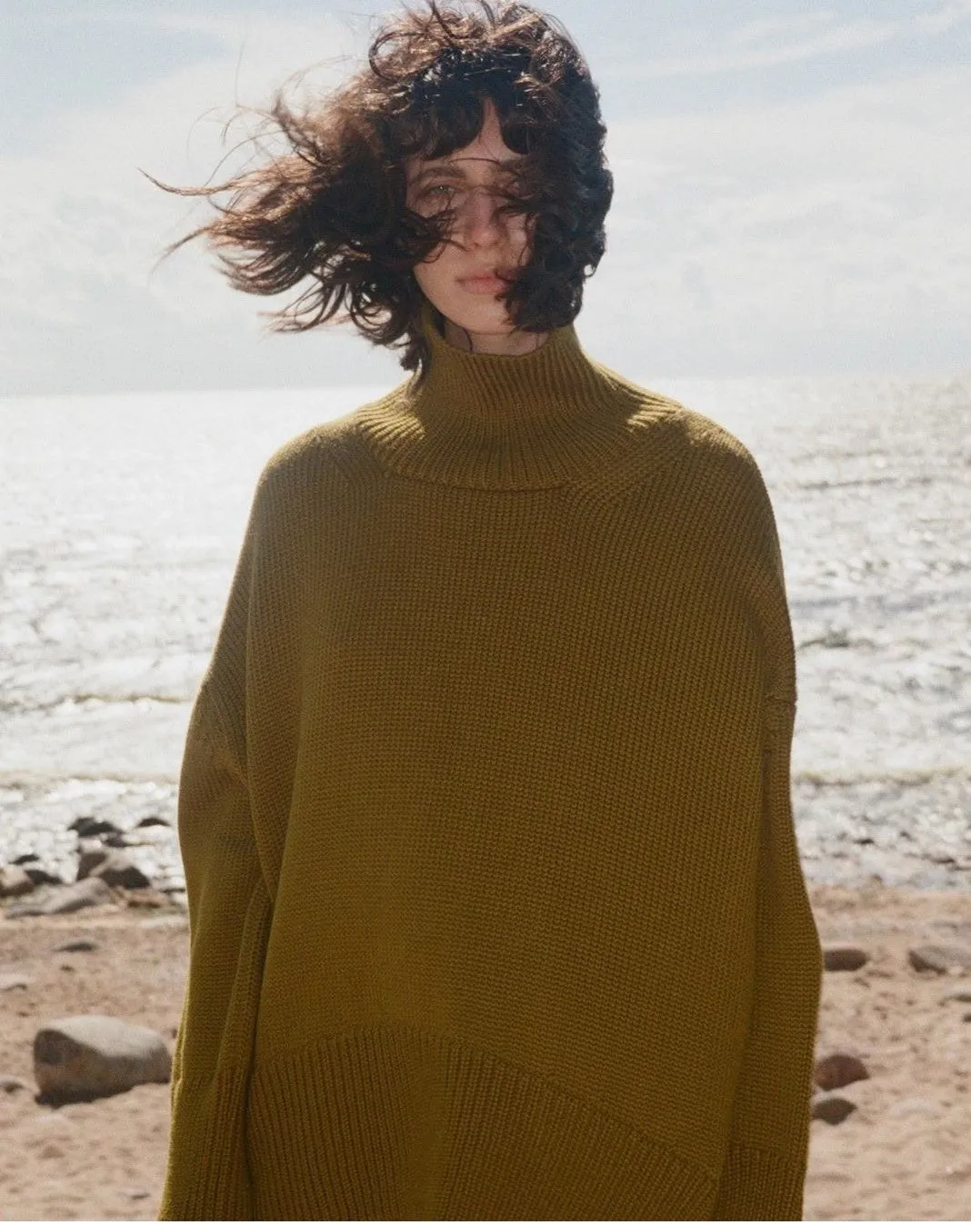 Splicing High Pile Collar Knit Sweater