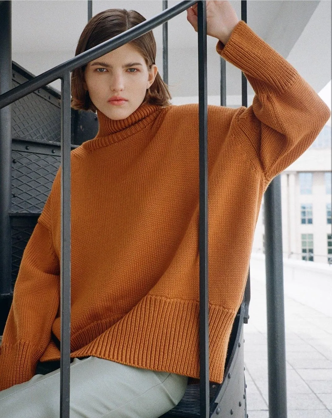 Splicing High Pile Collar Knit Sweater