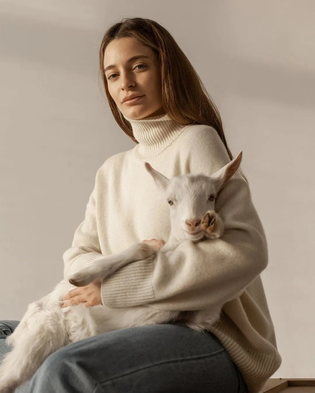 Splicing High Pile Collar Knit Sweater