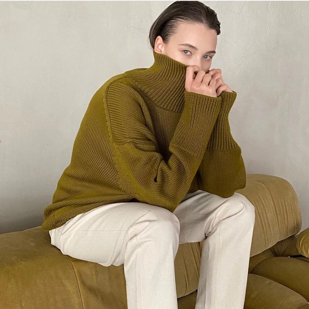 Splicing High Pile Collar Knit Sweater