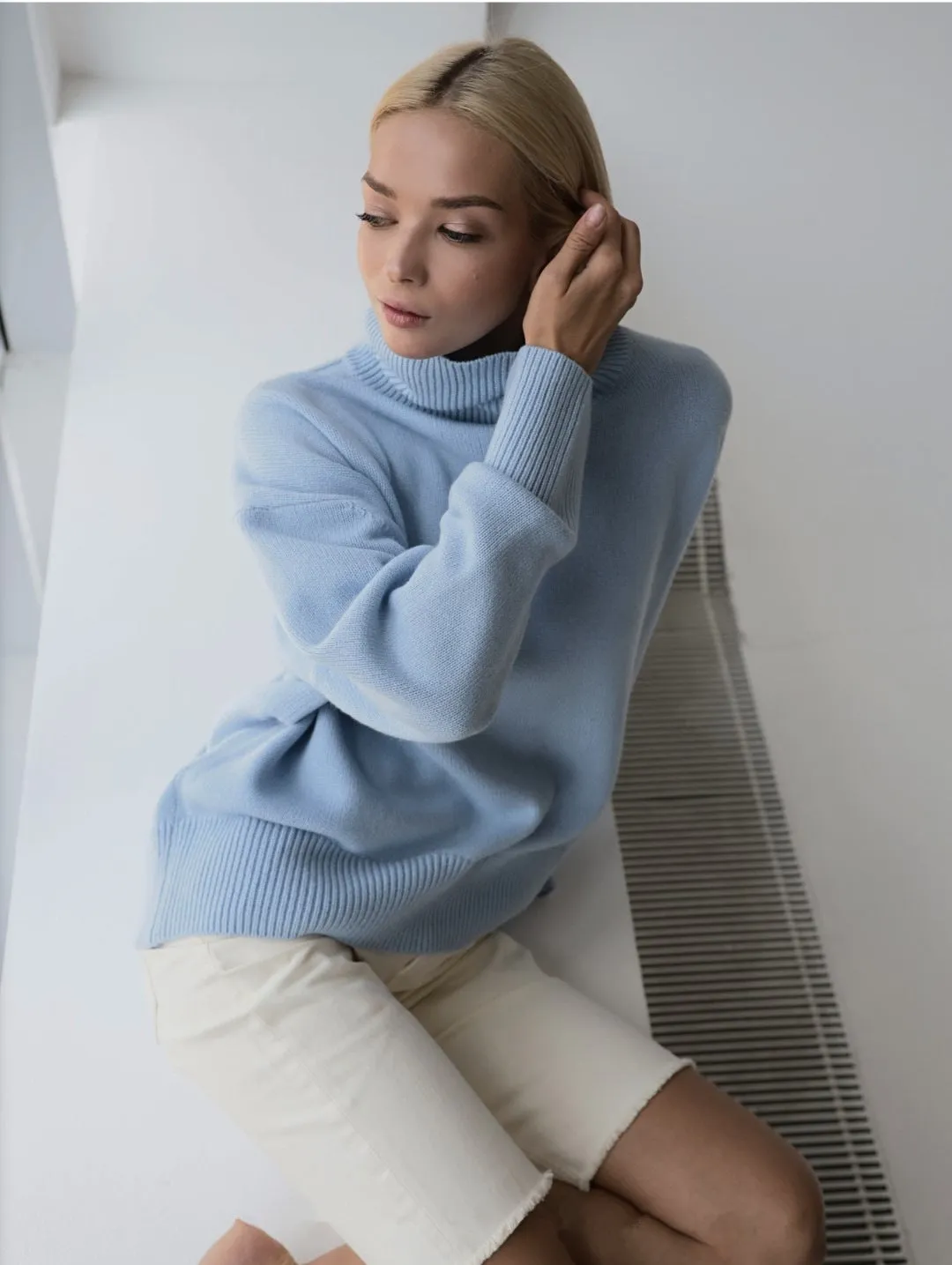 Splicing High Pile Collar Knit Sweater
