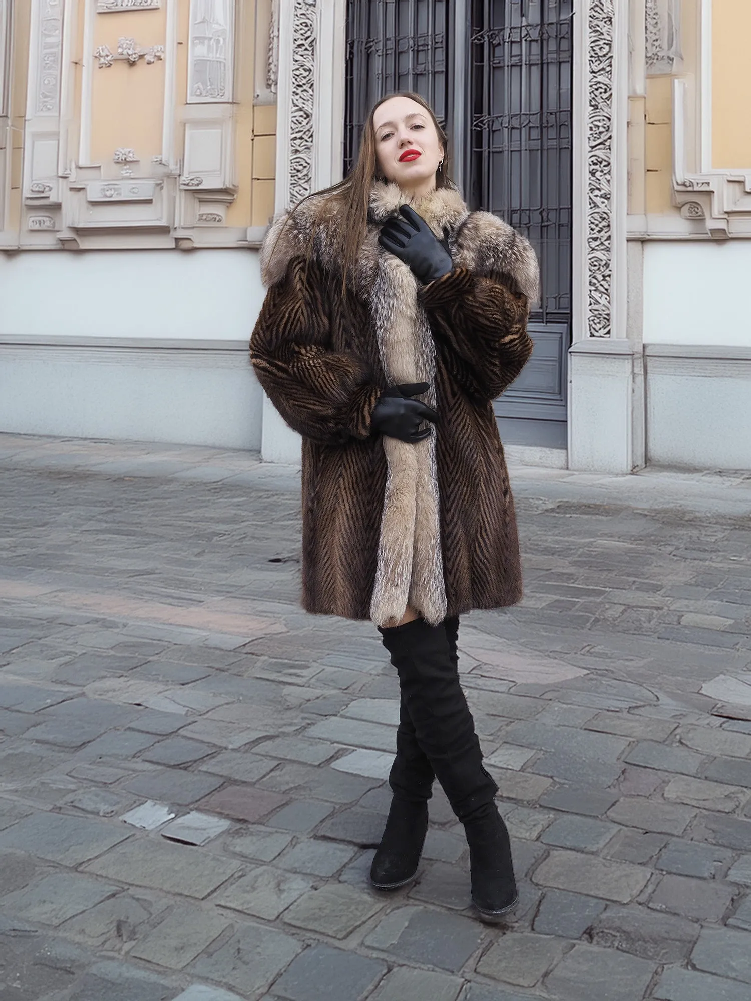 Two Tone Mink Fur Coat With Crystal Fox Cape Collar S/M Unique