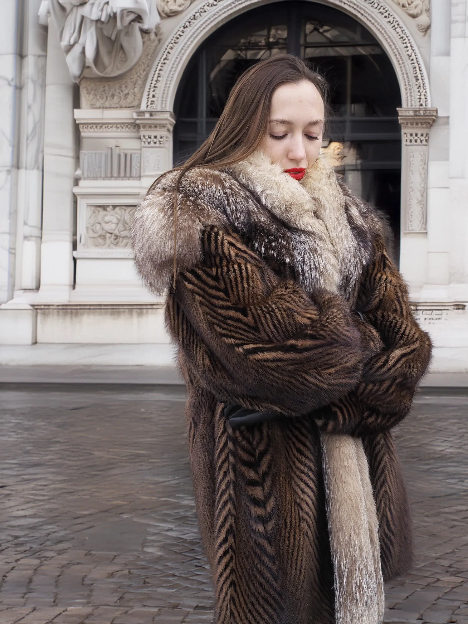Two Tone Mink Fur Coat With Crystal Fox Cape Collar S/M Unique