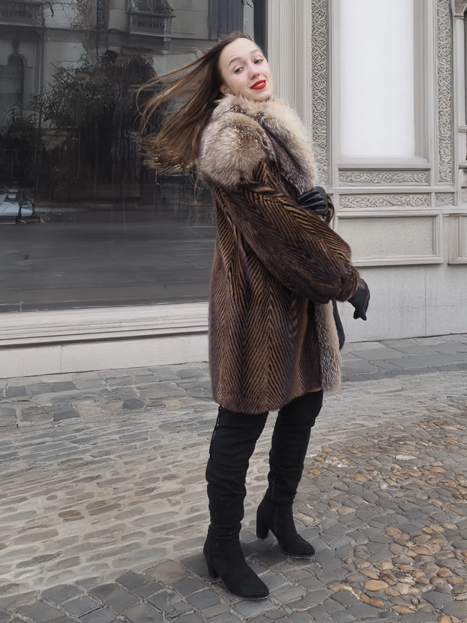 Two Tone Mink Fur Coat With Crystal Fox Cape Collar S/M Unique