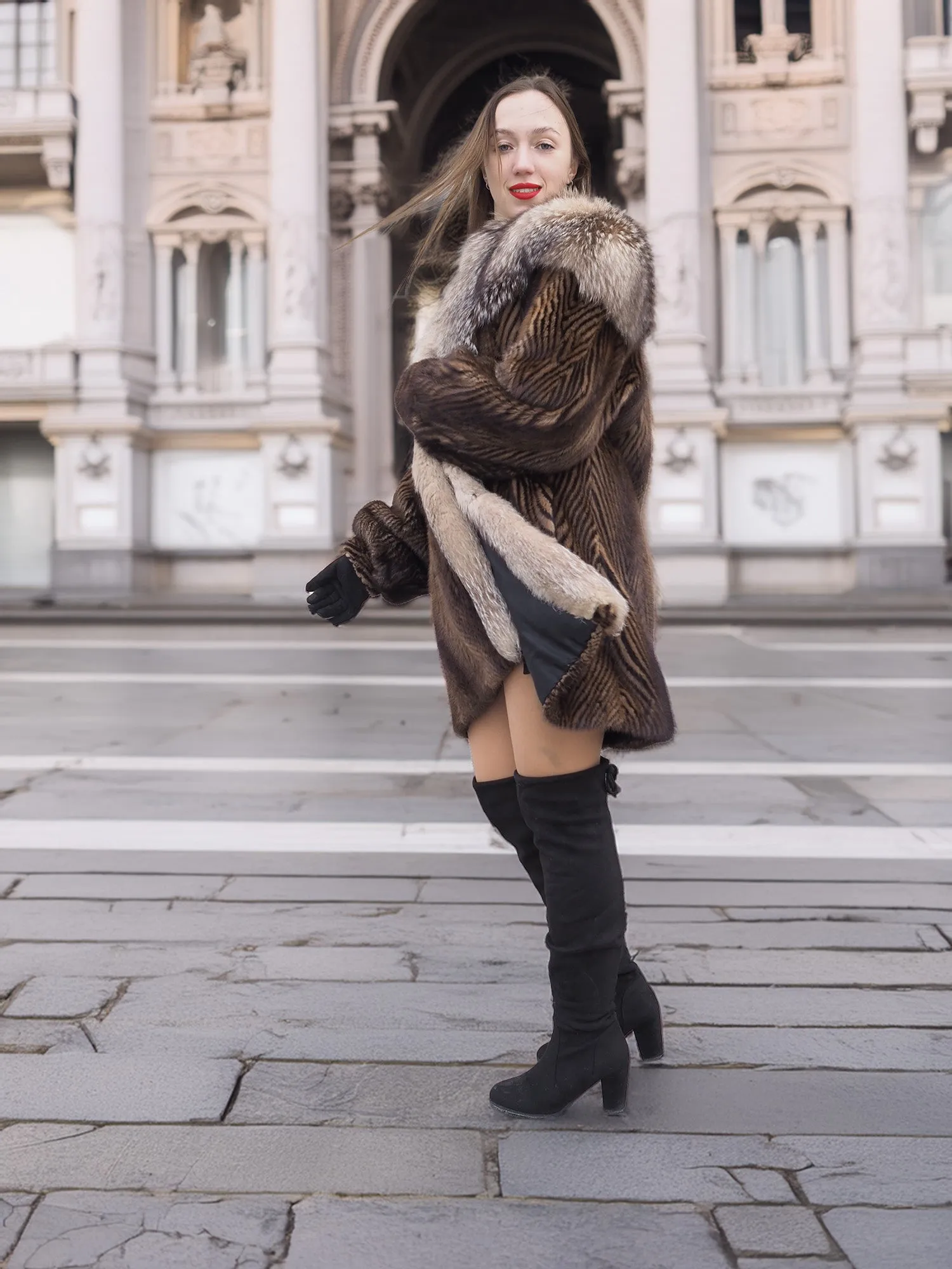 Two Tone Mink Fur Coat With Crystal Fox Cape Collar S/M Unique