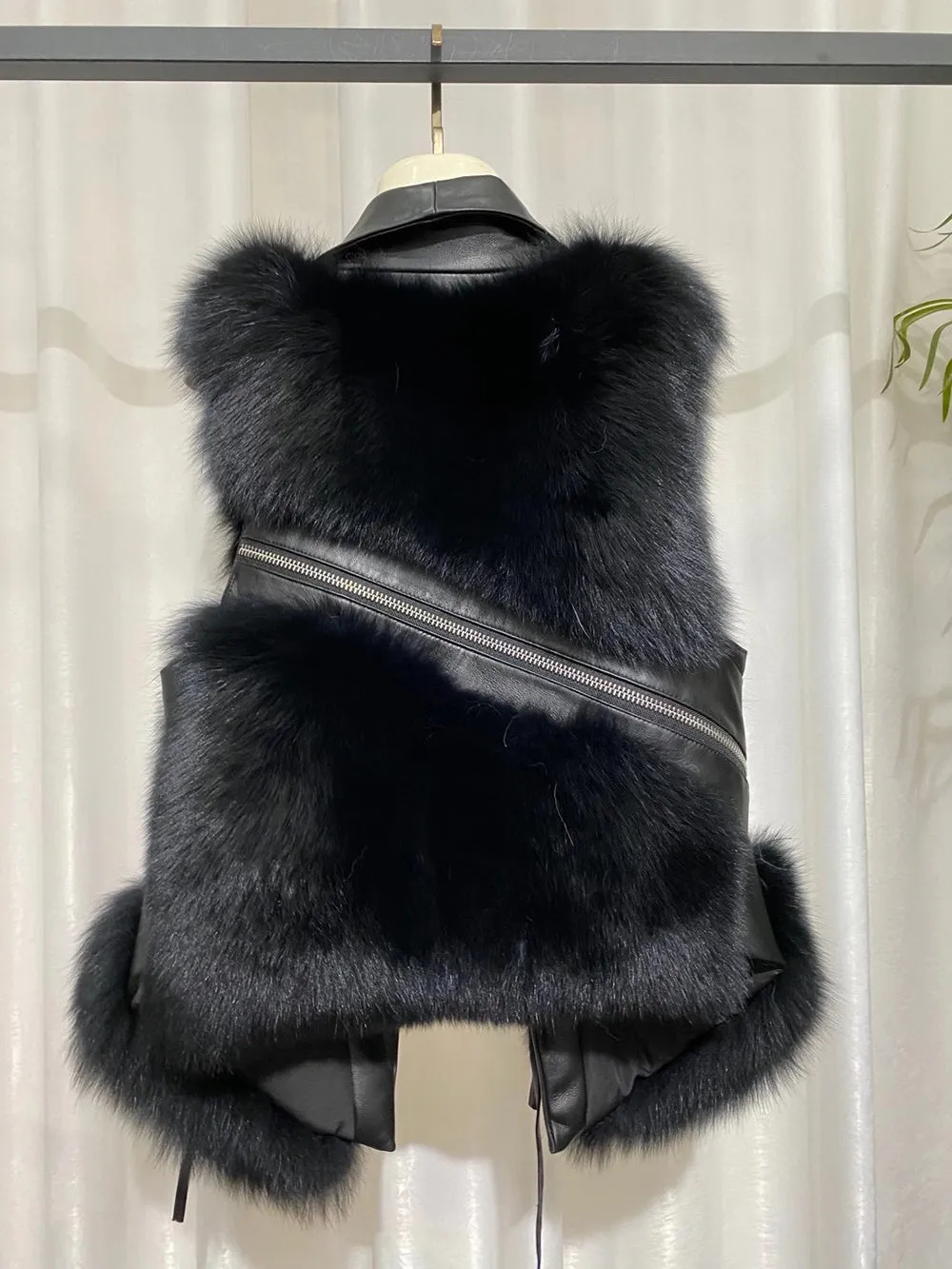 Women Winter Genuine Sheepskin Leather Gilets Real Fox Fur Vest