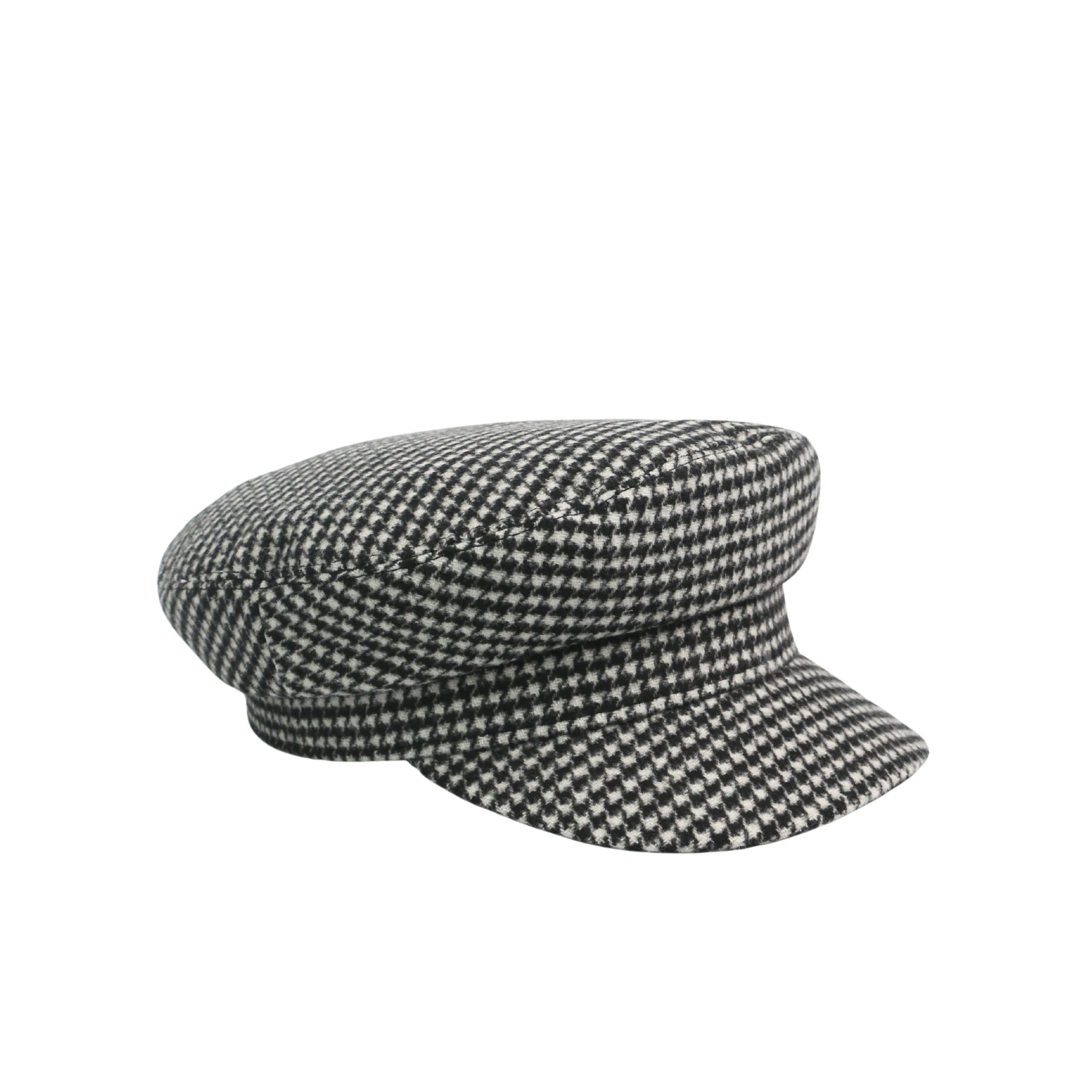Womens Wool Fiddler Cap with Houndstooth Pattern