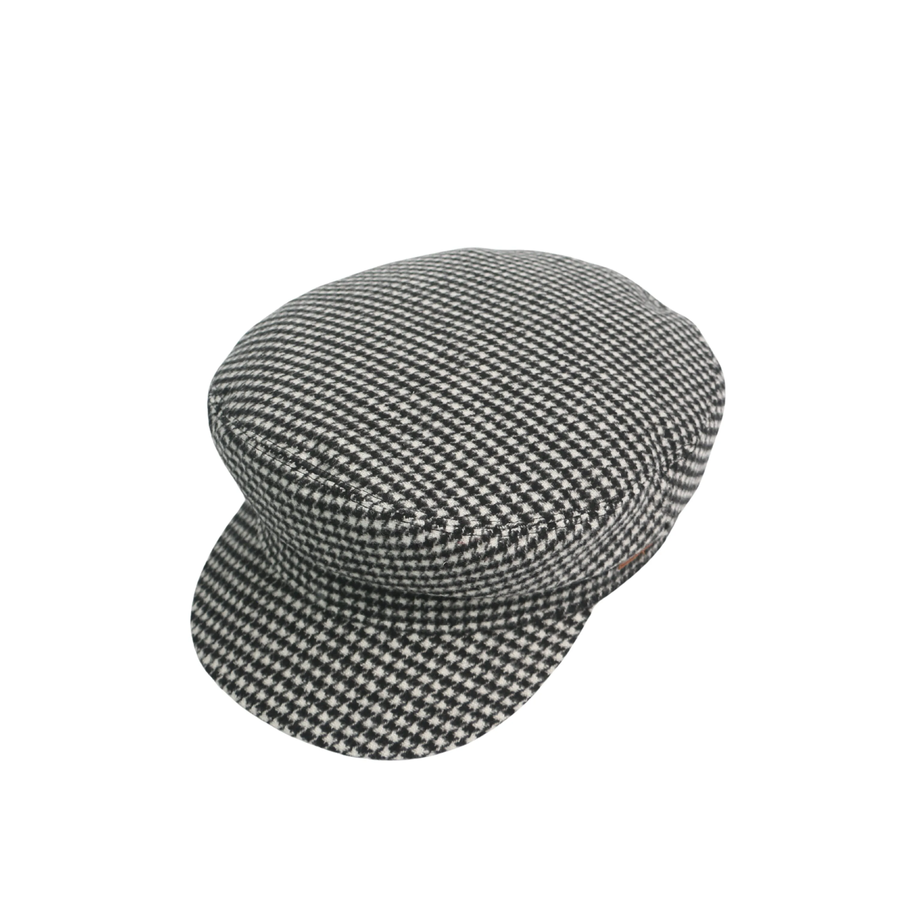 Womens Wool Fiddler Cap with Houndstooth Pattern