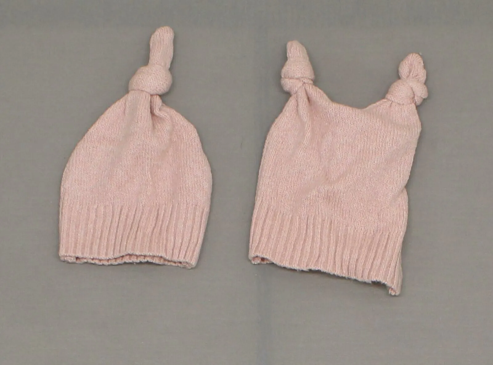 ZUZIFY LOT OF 2 Baby Handmade Sweater Knit Top Knot Beanie Hat Mauve Pink